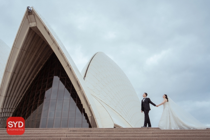 Opera House (Circular Quay) Pre Wedding Photoshoot Sydney